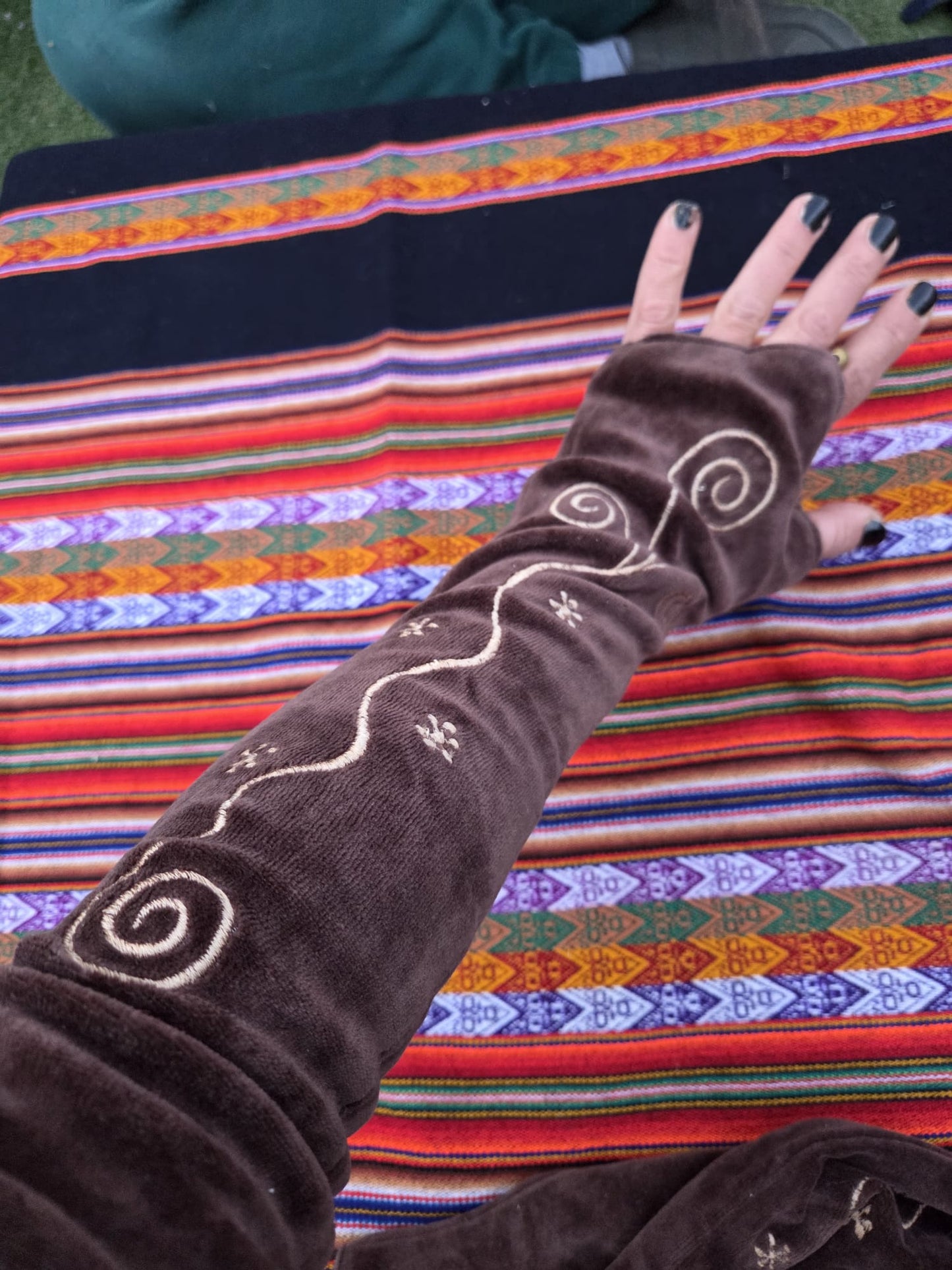 Ritual Spiral Warmers