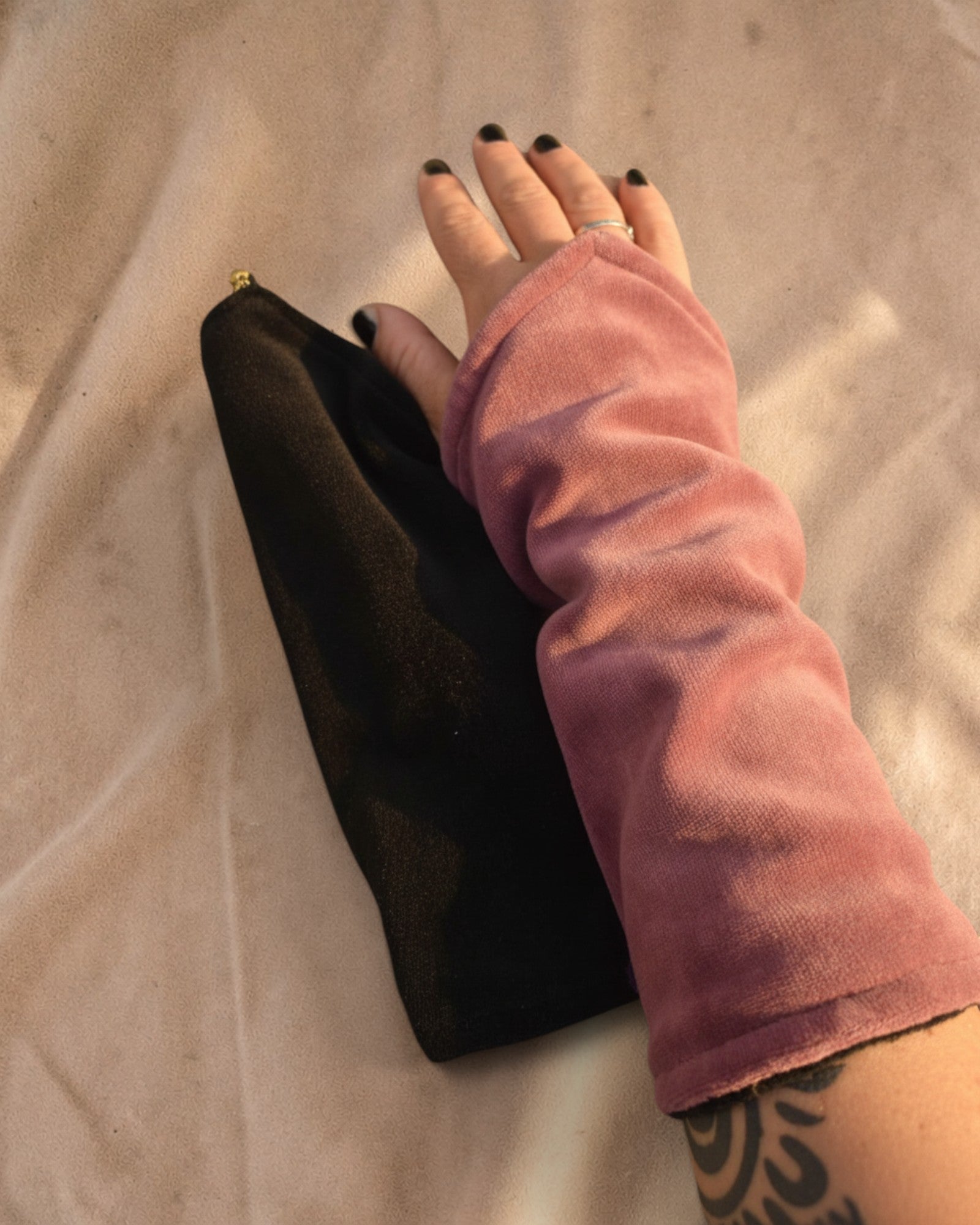 Zwart roze duo armwarmers